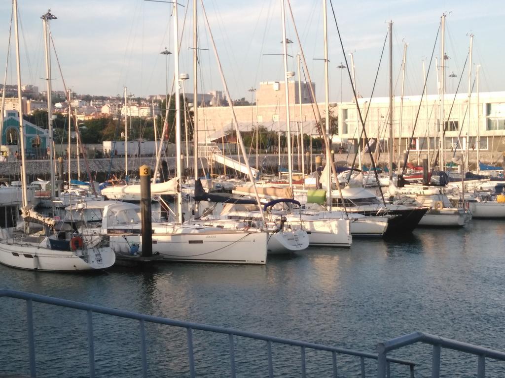 Appartamento Sun House Belem - Free Parking And View Tower Lisbona Esterno foto